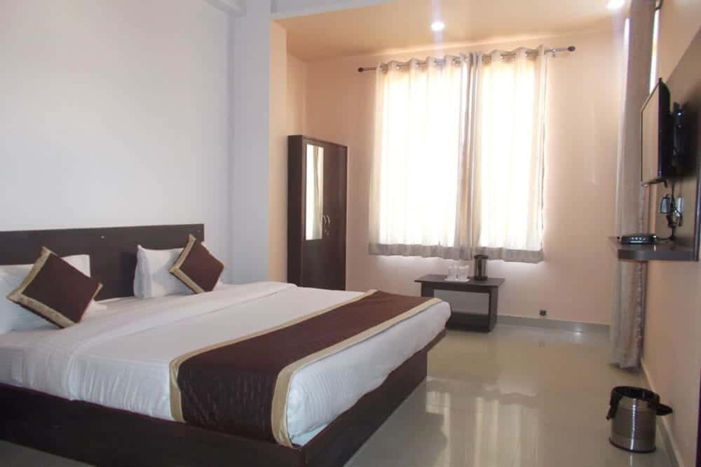 Makrana Raj Hotel Sikar Екстер'єр фото