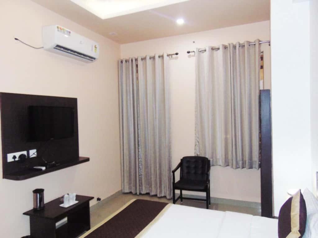 Makrana Raj Hotel Sikar Екстер'єр фото